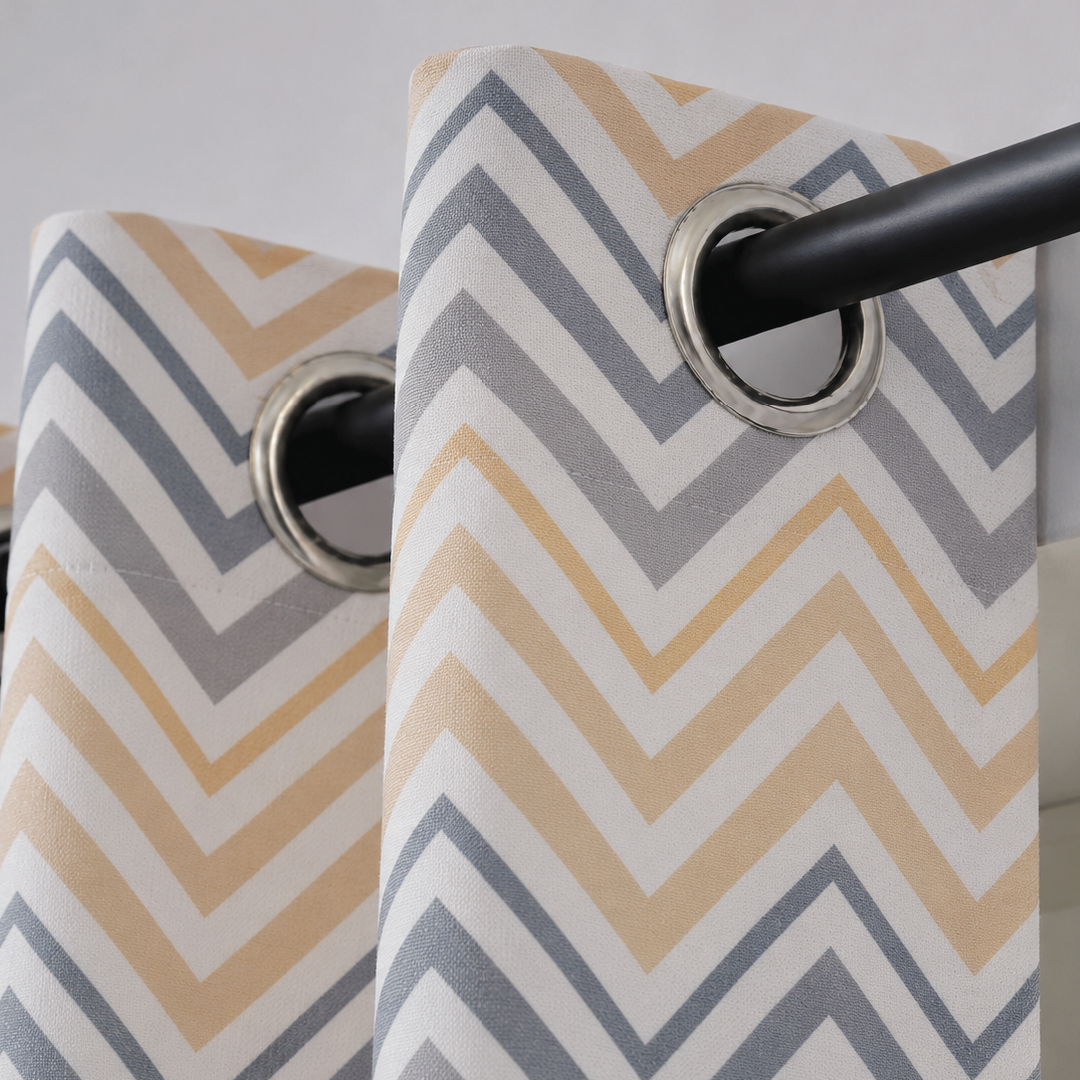 Zigzag Curtain