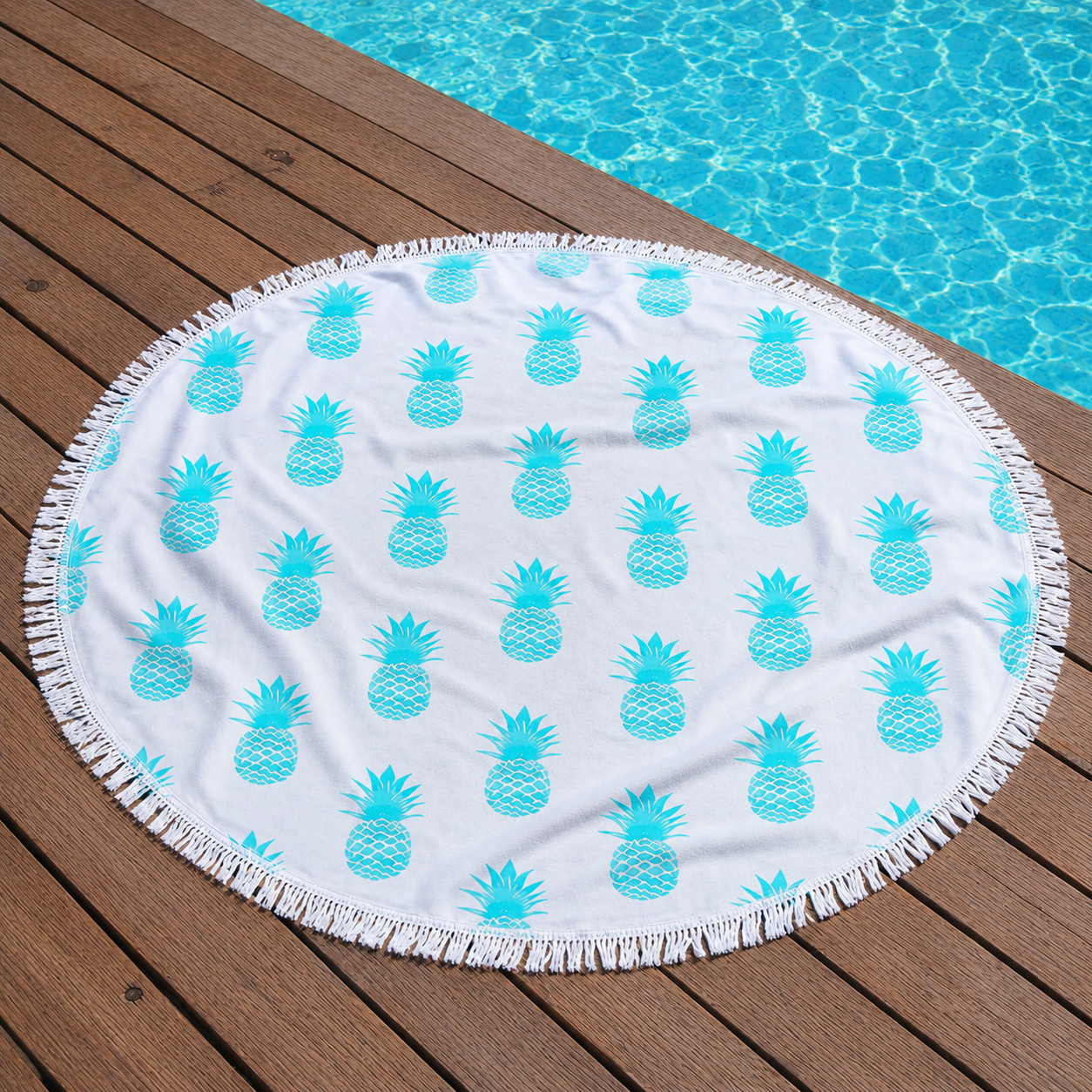 The Minimalist Pineapple Beach Blanket